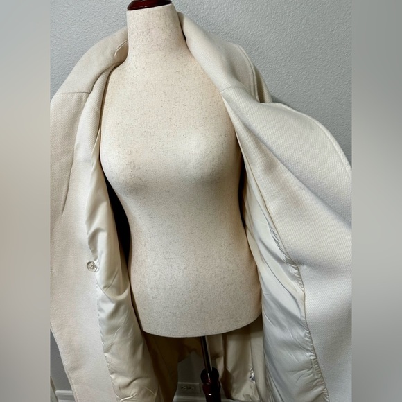 H&M Double Breasted Cream Coat. Size XXL. - Picture 9 of 13